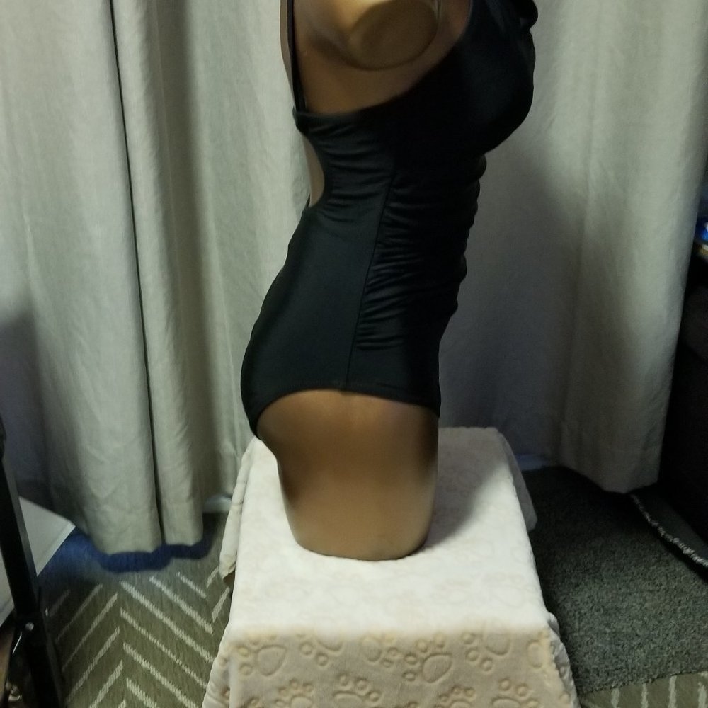 NWT Cupshe Sexy Black OnePiece Swim Bathing Suit with Cut Outs XS - Picture 7 of 11